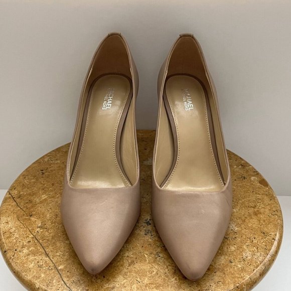 Michael Kors Dorothy Flex 40F6DOMP1L Women Beige Leather Slip On Pump Heel Sz 8M - Picture 1 of 9